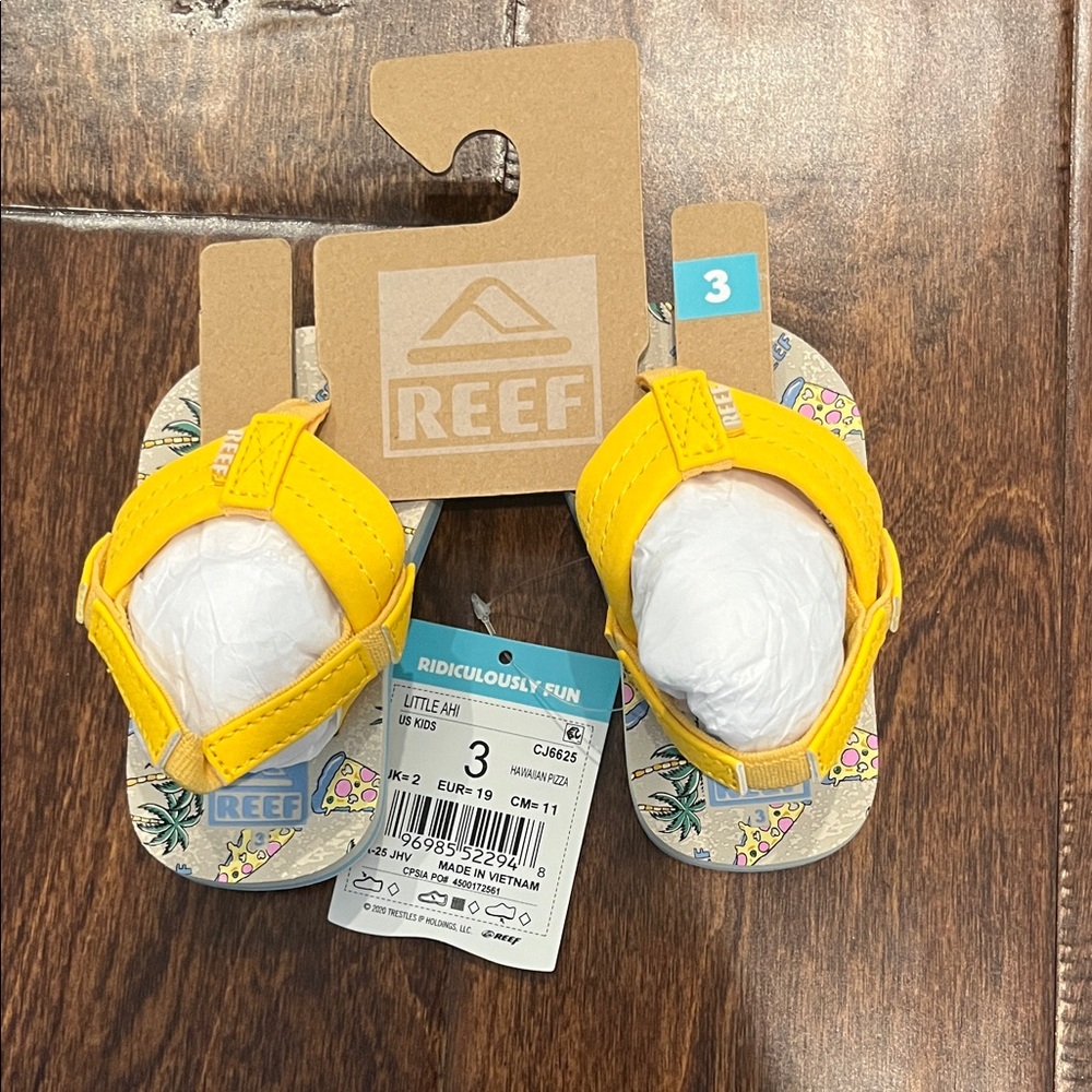 Reef Kids Yellow Flip Flops
